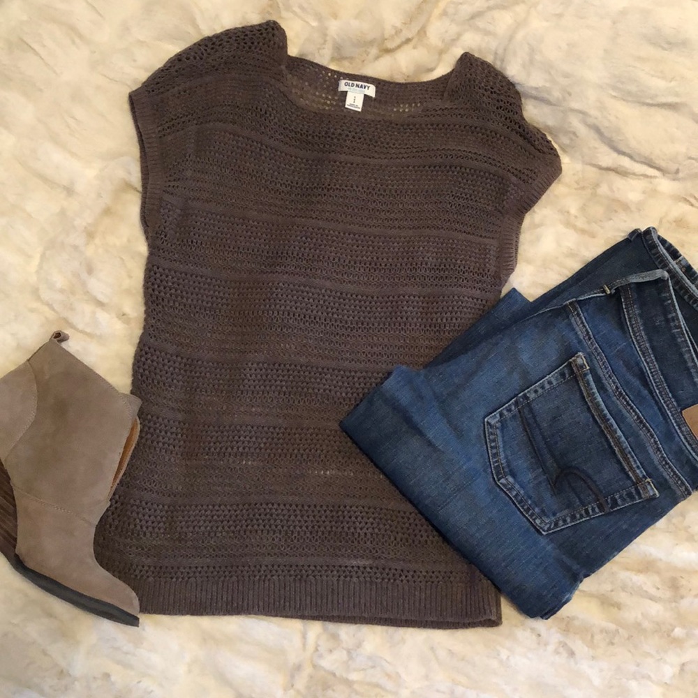 Old Navy knit shirt